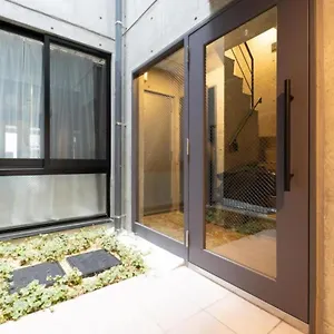 Apartment ラフィット両国